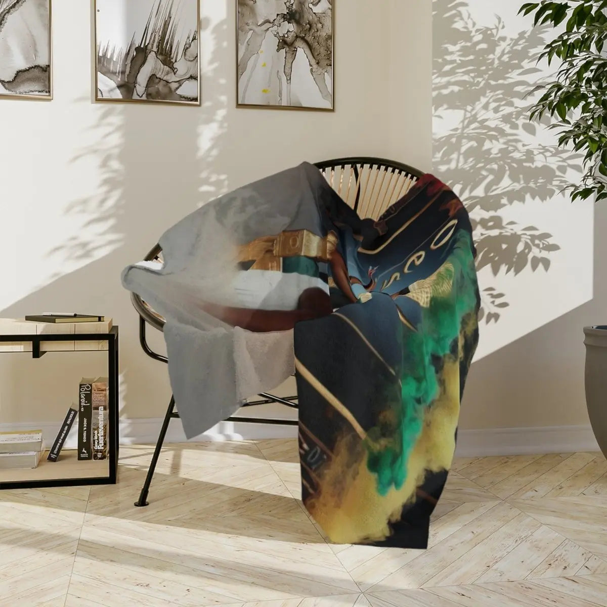 OES Queen Velveteen Microfiber Blanket — Soft Royal - themed Throw for Comfort & Gifts - Nineteen 29 Kustom